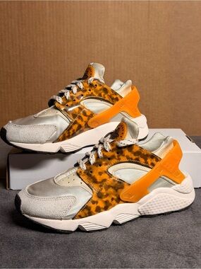 Nike Air Huarache Tortoiseshell Phantom Light Curry Sneakers Women Size8